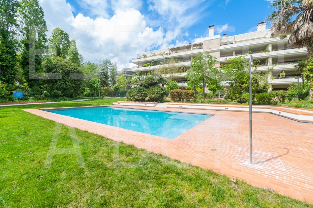 Apartamento T3 para Venda em Póvoa de Santa Iria e Forte da Casa Foto 7