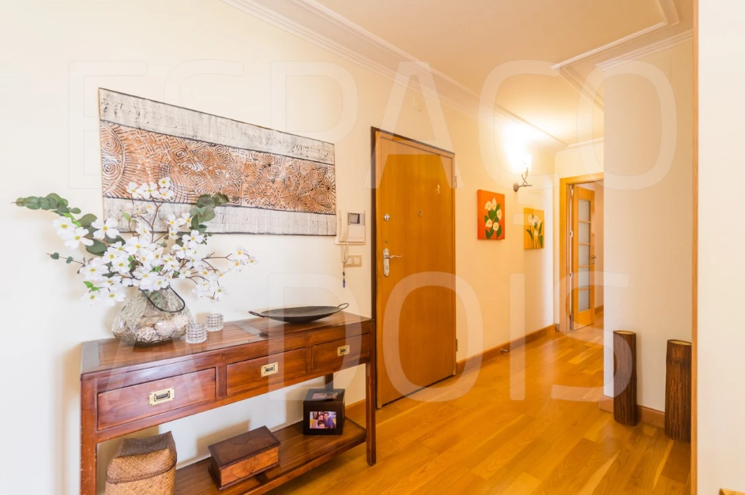 Apartamento T3 para Venda em Póvoa de Santa Iria e Forte da Casa Foto 18