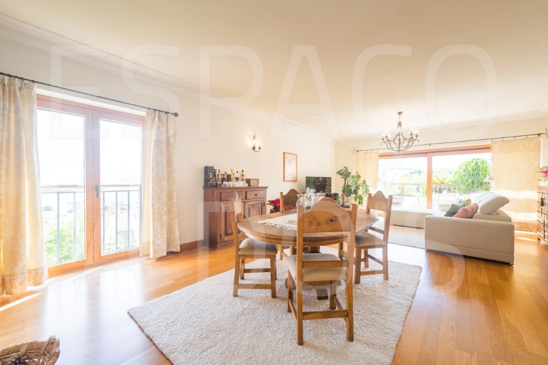 Apartamento T3 para Venda em Póvoa de Santa Iria e Forte da Casa Foto 21