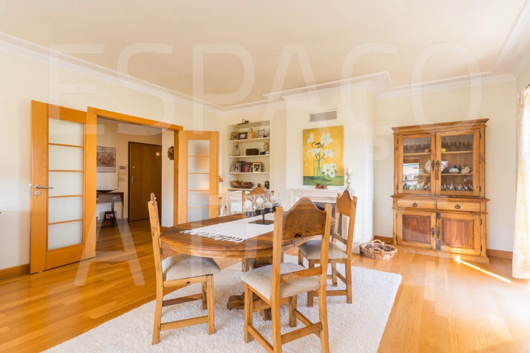 Apartamento T3 para Venda em Póvoa de Santa Iria e Forte da Casa Foto 24