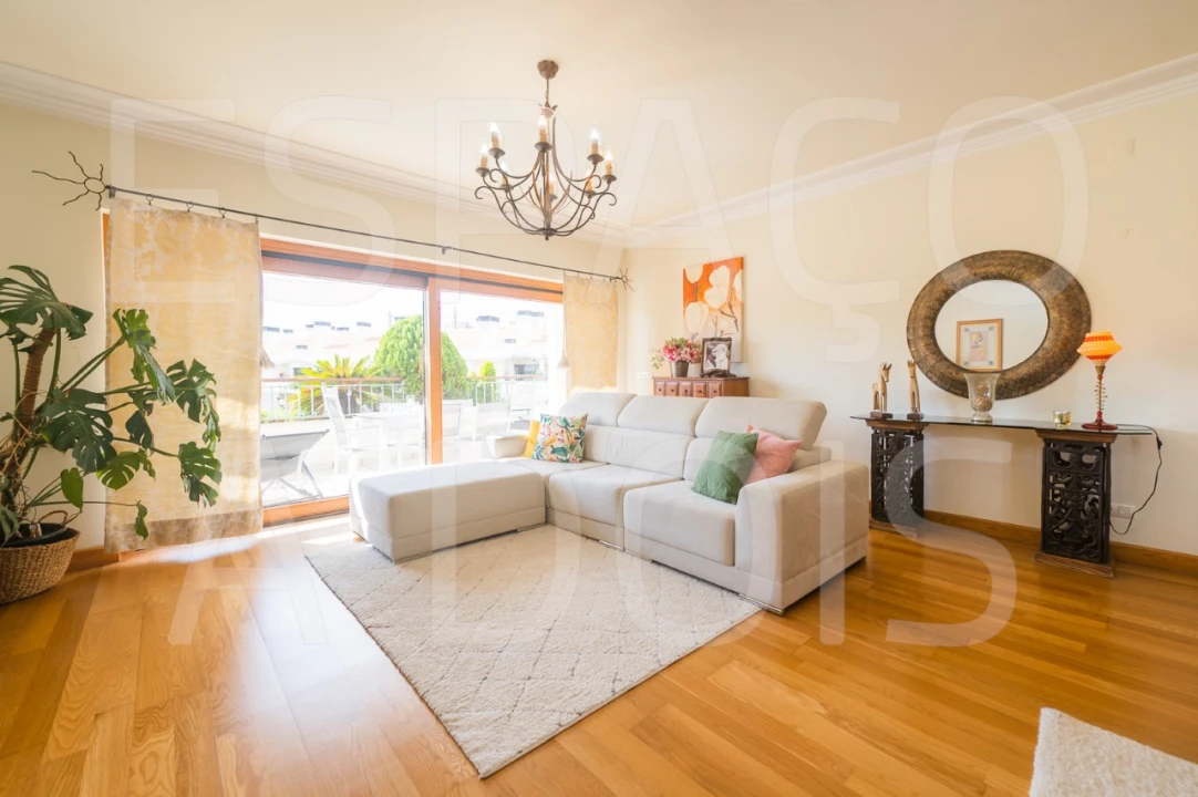 Apartamento T3 para Venda em Póvoa de Santa Iria e Forte da Casa Foto 26