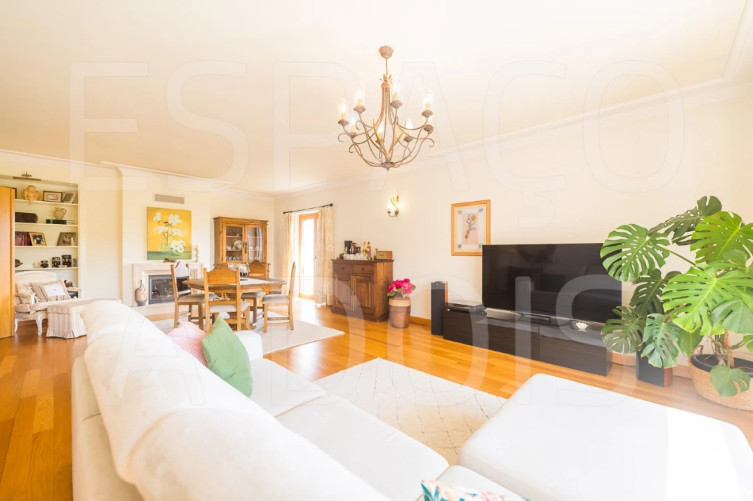 Apartamento T3 para Venda em Póvoa de Santa Iria e Forte da Casa Foto 36