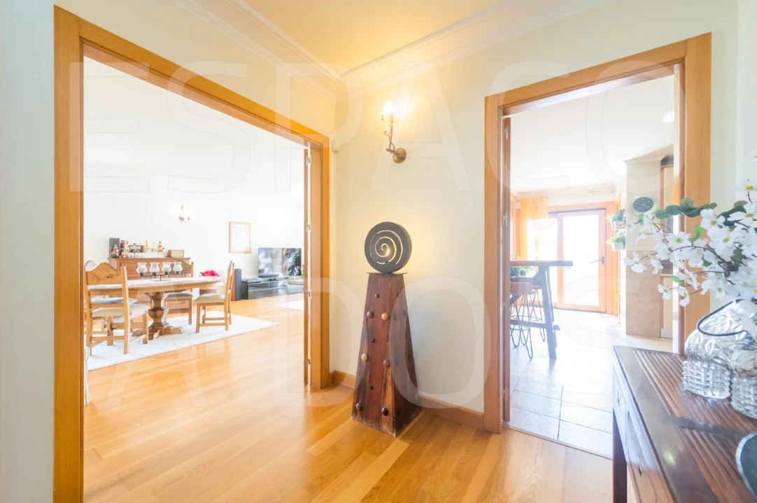 Apartamento T3 para Venda em Póvoa de Santa Iria e Forte da Casa Foto 38