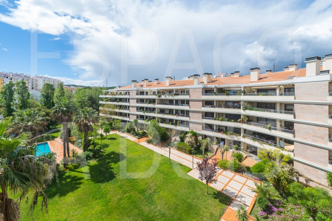 Apartamento T3 para Venda em Póvoa de Santa Iria e Forte da Casa Foto 48