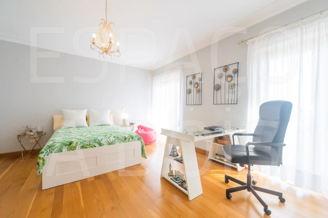 Apartamento T3 para Venda em Póvoa de Santa Iria e Forte da Casa Foto 68