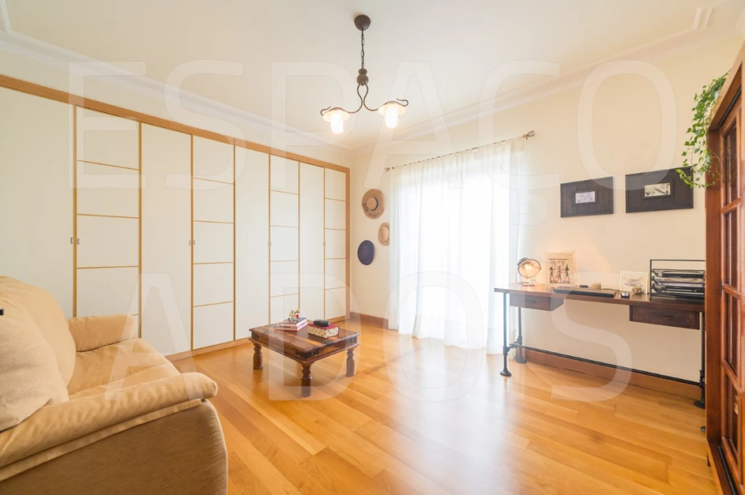 Apartamento T3 para Venda em Póvoa de Santa Iria e Forte da Casa Foto 73