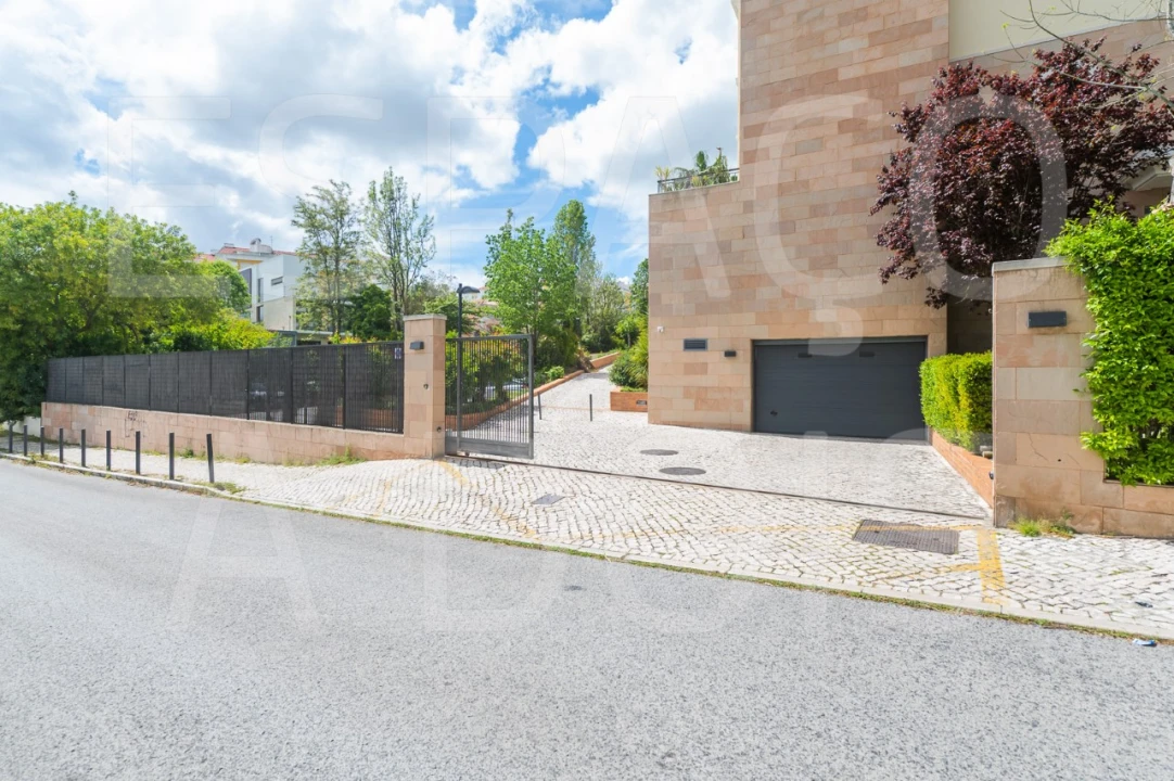 Apartamento T3 para Venda em Póvoa de Santa Iria e Forte da Casa Foto 91