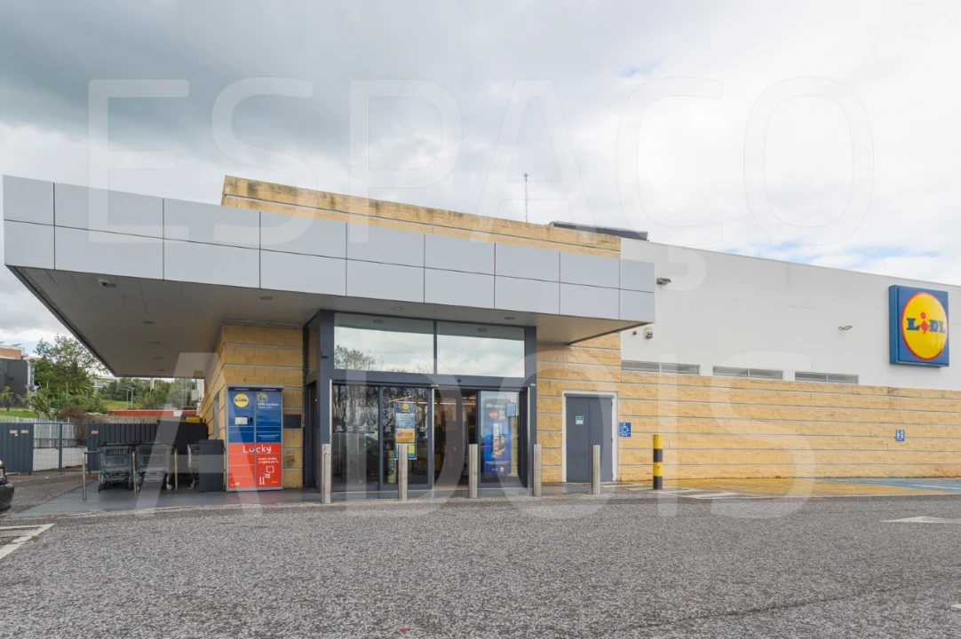 Apartamento T3 para Venda em Póvoa de Santa Iria e Forte da Casa Foto 100