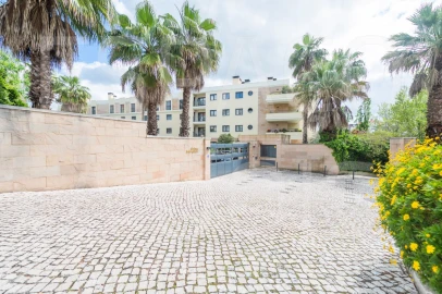 Apartamento T3 para Venda em Póvoa de Santa Iria e Forte da Casa