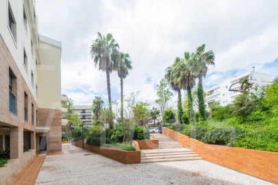 Apartamento T3 para Venda em Póvoa de Santa Iria e Forte da Casa