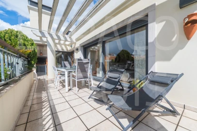 Apartamento T3 para Venda em Póvoa de Santa Iria e Forte da Casa