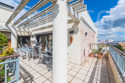 Apartamento T3 para Venda em Póvoa de Santa Iria e Forte da Casa