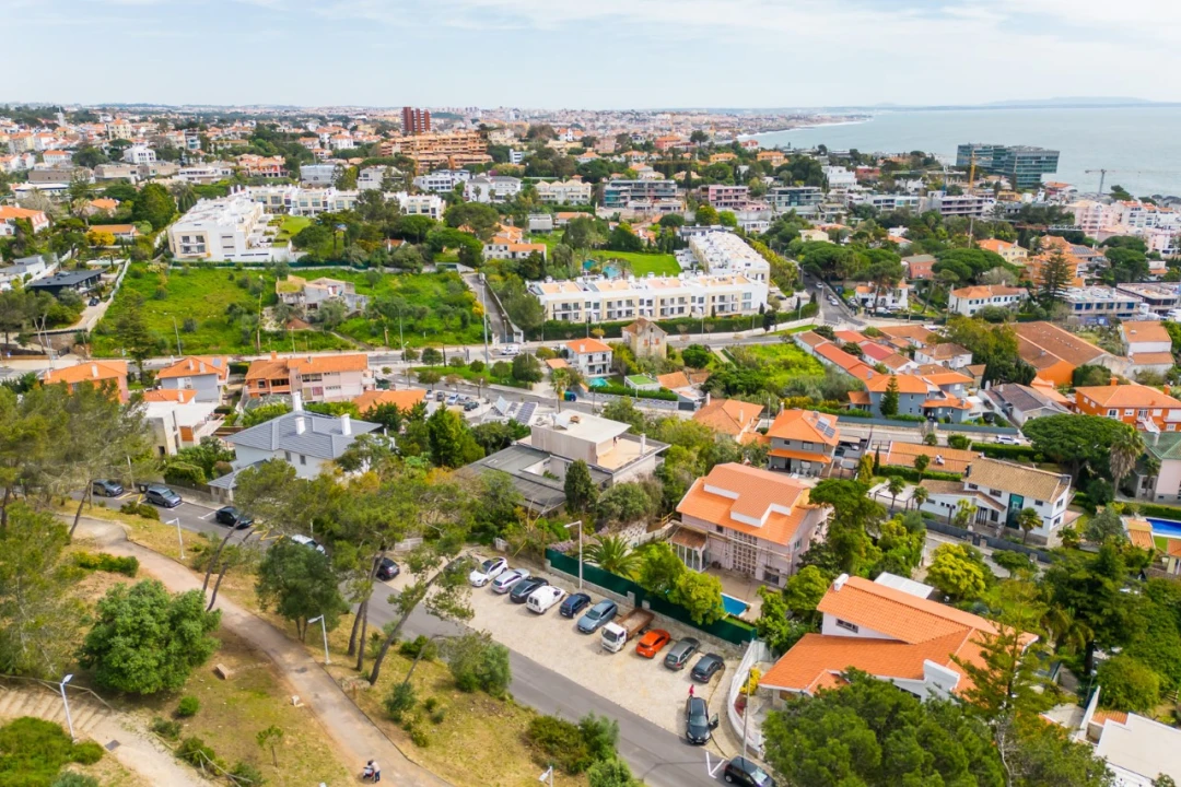 Moradia T9 para Venda em Cascais e Estoril Foto 2
