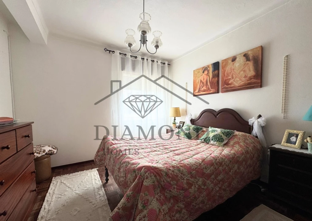 Apartamento T2 para Venda em Almeirim Foto 4