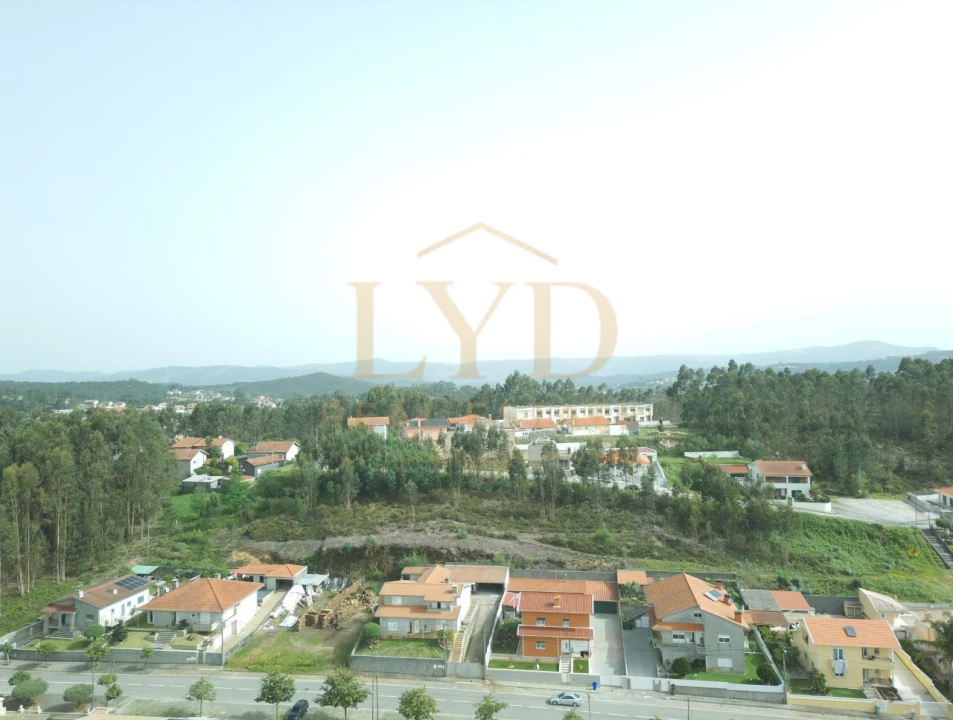 Terreno para Venda em Canedo, Vale e Vila Maior Foto 2