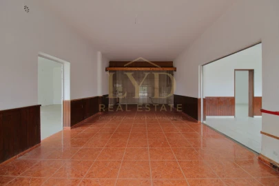 Moradia T3 para Venda em São João da Corveira