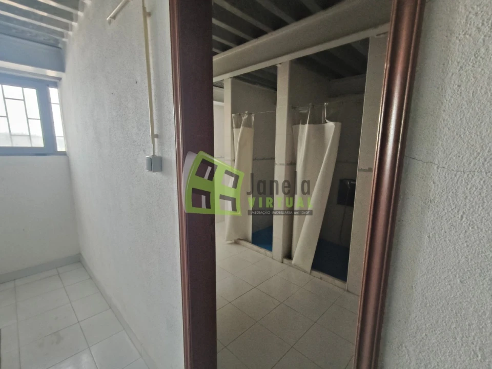 Armazém para Arrendamento em Alenquer (Santo Estêvão e Triana) Foto 7
