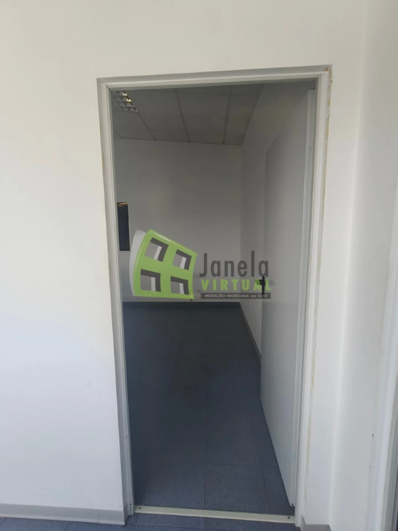 Armazém para Arrendamento em Alenquer (Santo Estêvão e Triana) Foto 23