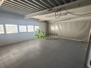 Armazém para Arrendamento em Alenquer (Santo Estêvão e Triana)