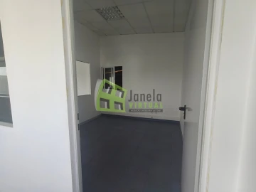 Armazém para Arrendamento em Alenquer (Santo Estêvão e Triana)