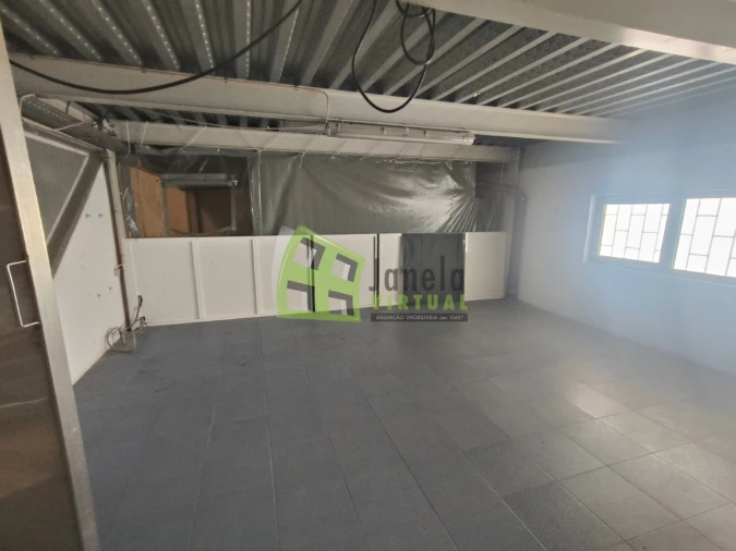 Armazém para Arrendamento em Alenquer (Santo Estêvão e Triana) Foto 14