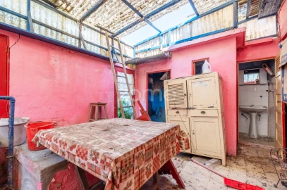 Moradia T3 para Venda em Pedrouços