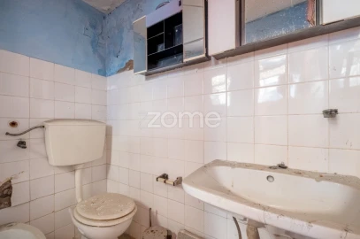 Moradia T3 para Venda em Pedrouços