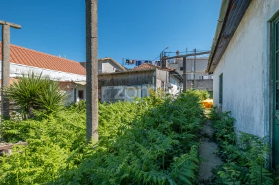 Moradia T3 para Venda em Pedrouços