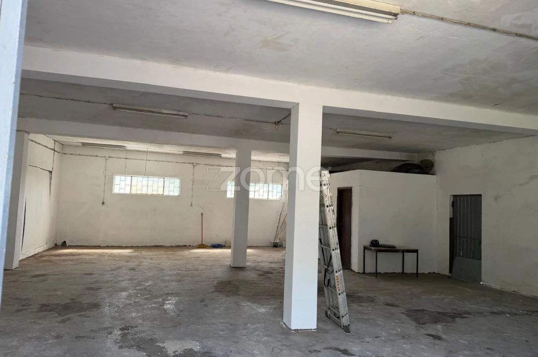 Terreno Comércio / Armazém para Arrendamento em Celeirós, Aveleda e Vimieiro Foto 12