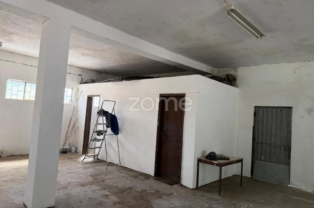 Terreno Comércio / Armazém para Arrendamento em Celeirós, Aveleda e Vimieiro Foto 13