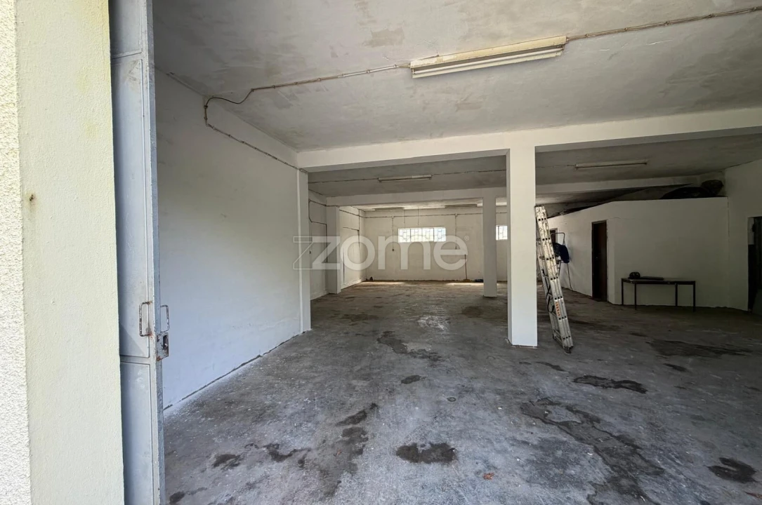 Terreno Comércio / Armazém para Arrendamento em Celeirós, Aveleda e Vimieiro Foto 8