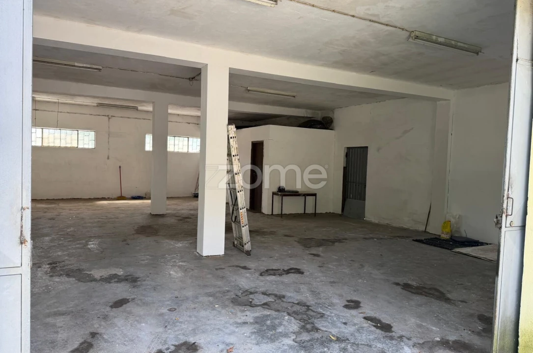 Terreno Comércio / Armazém para Arrendamento em Celeirós, Aveleda e Vimieiro Foto 7