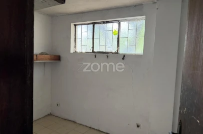 Terreno Comércio / Armazém para Arrendamento em Celeirós, Aveleda e Vimieiro