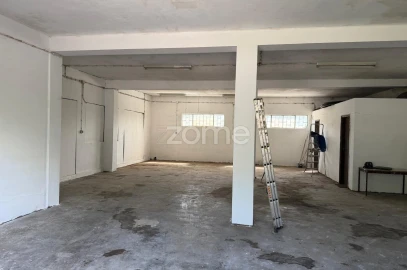 Terreno Comércio / Armazém para Arrendamento em Celeirós, Aveleda e Vimieiro