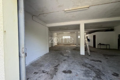 Terreno Comércio / Armazém para Arrendamento em Celeirós, Aveleda e Vimieiro