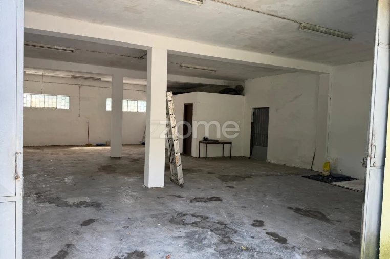 Terreno Comércio / Armazém para Arrendamento em Celeirós, Aveleda e Vimieiro Foto 7