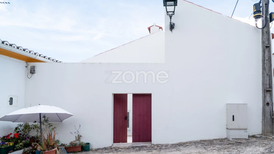 Moradia T2 para Venda em Santa Maria da Devesa