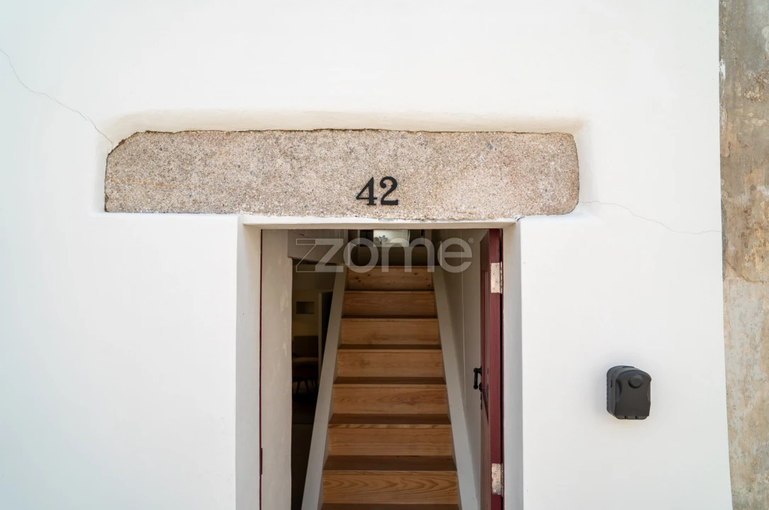 Moradia T2 para Venda em Santa Maria da Devesa Foto 4