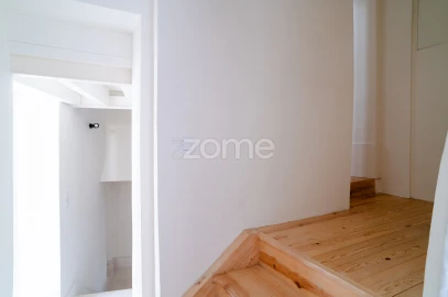 Moradia T4 para Venda em Santa Maria da Devesa