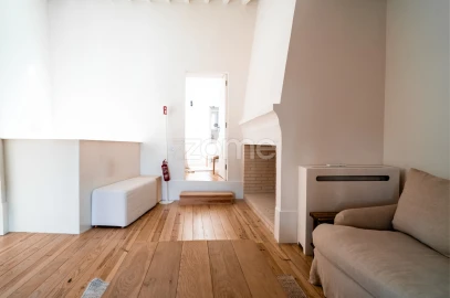 Moradia T4 para Venda em Santa Maria da Devesa