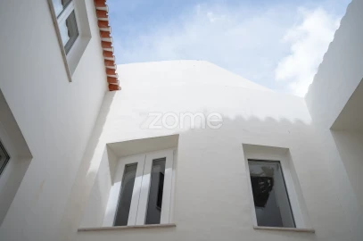 Moradia T4 para Venda em Santa Maria da Devesa