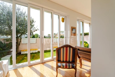 Moradia T5 para Venda em Aldoar, Foz do Douro e Nevogilde