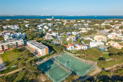 Moradia T6 para Venda em Carvalhal