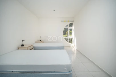 Moradia T6 para Venda em Carvalhal