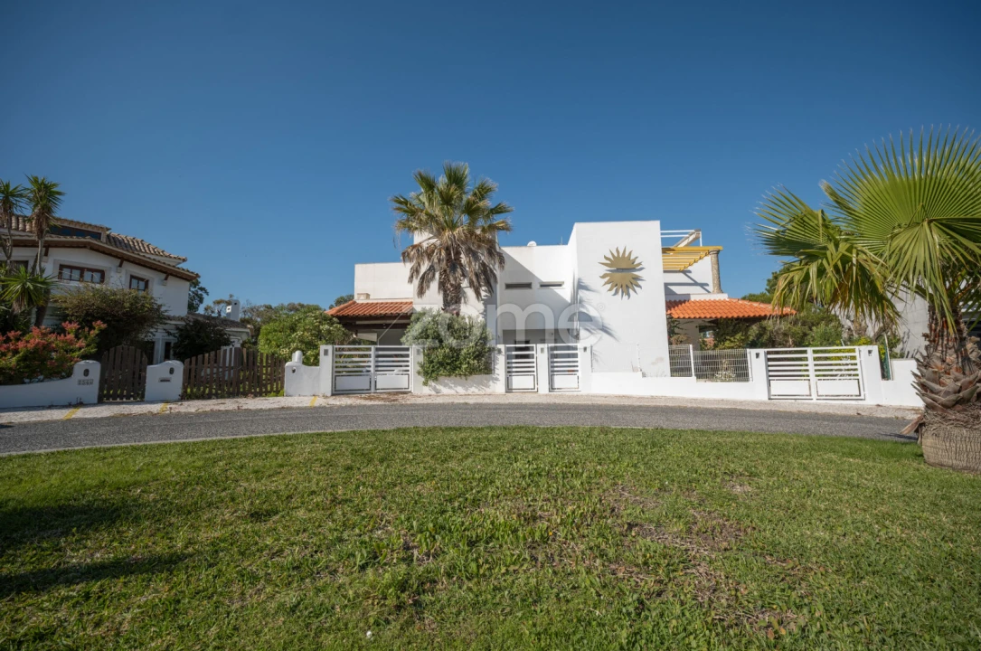 Moradia T6 para Venda em Carvalhal Foto 2