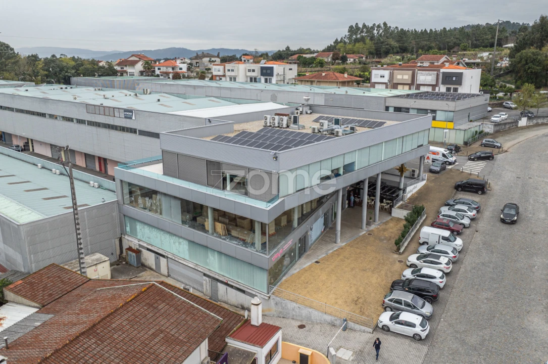 Terreno Comércio / Armazém para Venda em Sequeira Foto 5