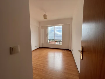 Apartamento T2 para Arrendamento em Caniço