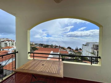 Apartamento T2 para Arrendamento em Caniço