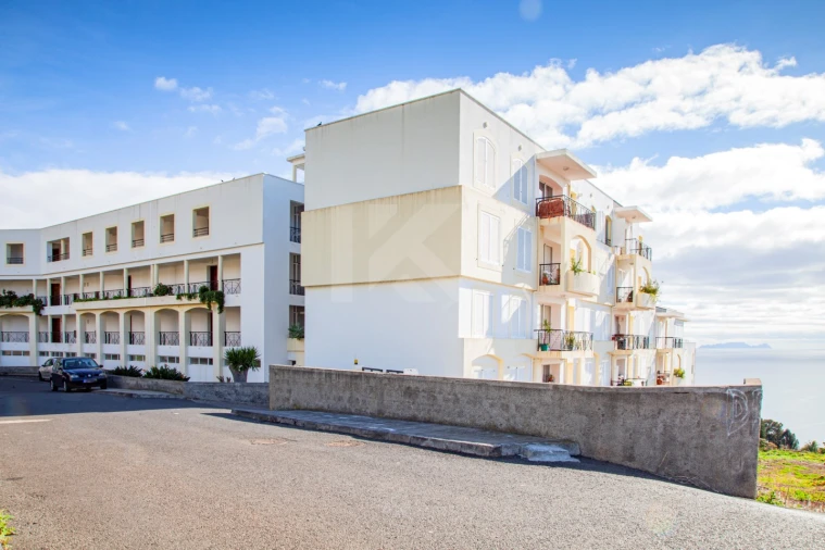 Apartamento T2 para Arrendamento em Caniço Foto 23