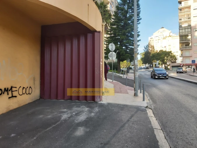 Garagem para Arrendamento em Algueirão-Mem Martins Foto 7